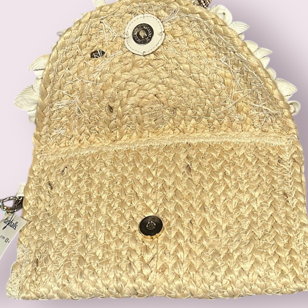 NWT Sigrid Olsen Tan Clutch with Sea Shell Embellishments - Picture 6 of 9